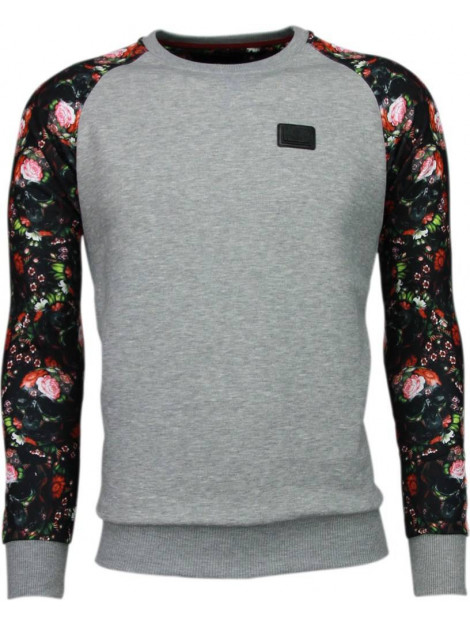 Local Fanatic Skull arm motief sweater 5104G large