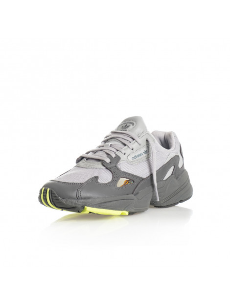 Skor Adidas Falcon W (EE5115) -