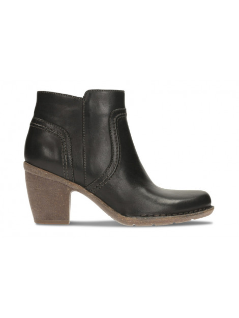 Clarks hotsell carleta paris