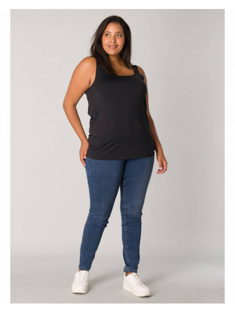 Base Level Top korte mouw 7000084 Base Level Top zonder mouw 7000084 YANNE large