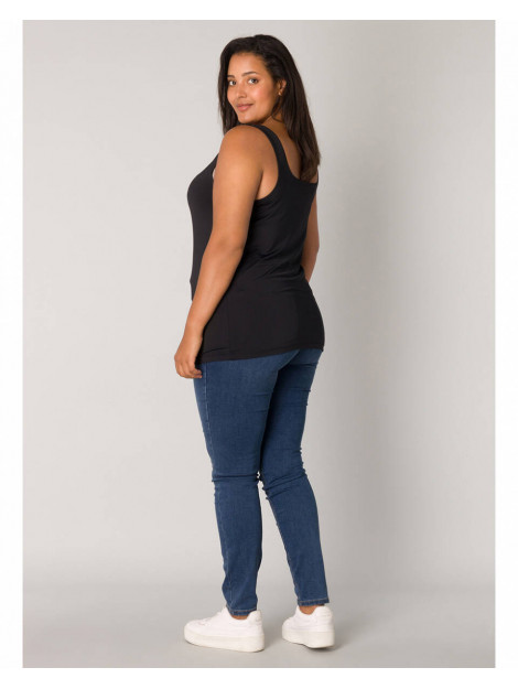 Base Level Top korte mouw 7000084 Base Level Top zonder mouw 7000084 YANNE large