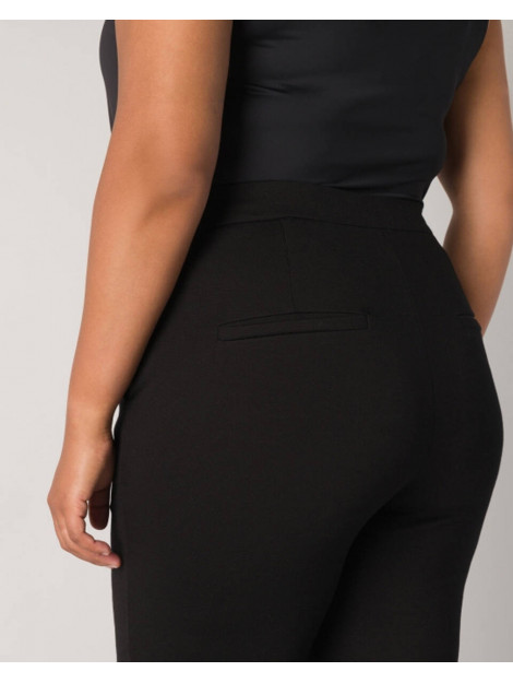Base Level Pantalon 7000081 Base Level Pantalon 7000081 YOELLA large