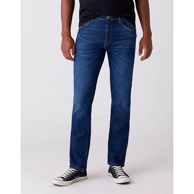 Wrangler Greensboro medium blue used stretch jeans W15QCJ027 large