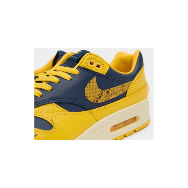 Nike Air Max 1 Premium Michigan Sneakers FJ5479-410 large