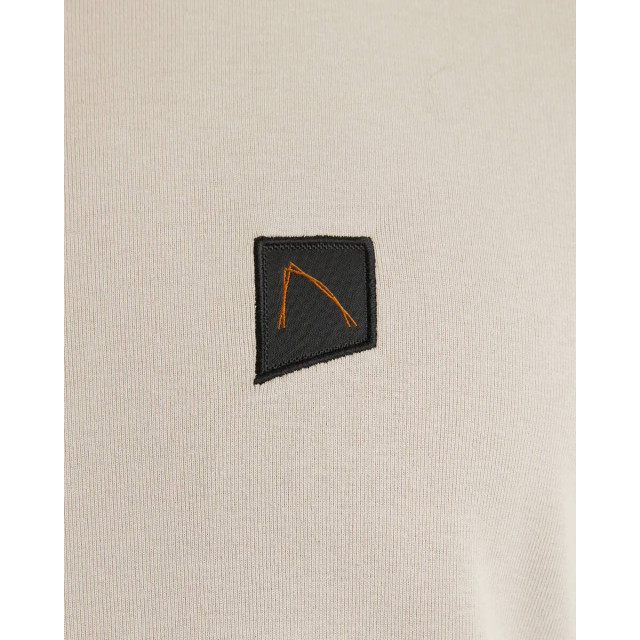 Chasin' T-shirt lange mouw 5111357011 CHASIN' T-shirt lange mouw 5111357011 large