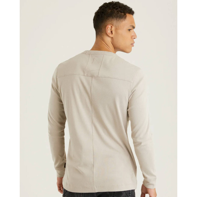 Chasin' T-shirt lange mouw 5111357011 CHASIN' T-shirt lange mouw 5111357011 large