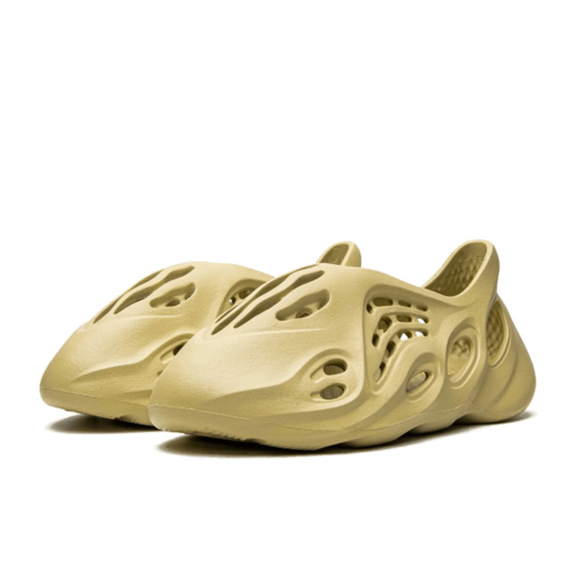 Adidas Yeezy Foam rnnr sulfur GV6775 large