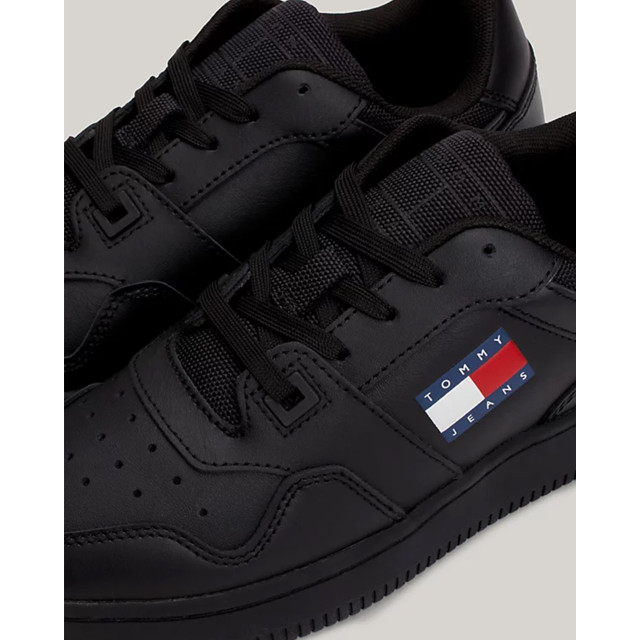 Tommy Hilfiger Retro basket sneaker retro-basket-sneaker-00055052-black large