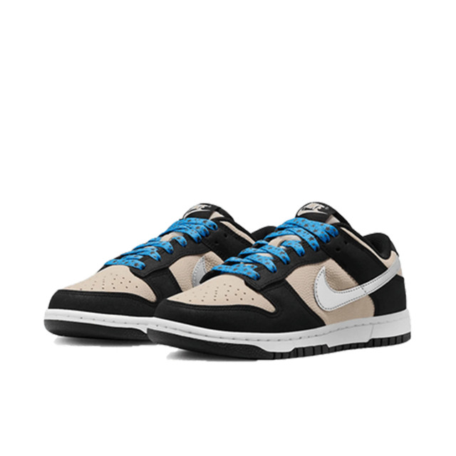 Nike Dunk low starry laces DZ4712-001 large