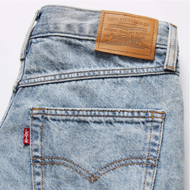 Levi's 80s mom shorts make a difference A4695-0008 large