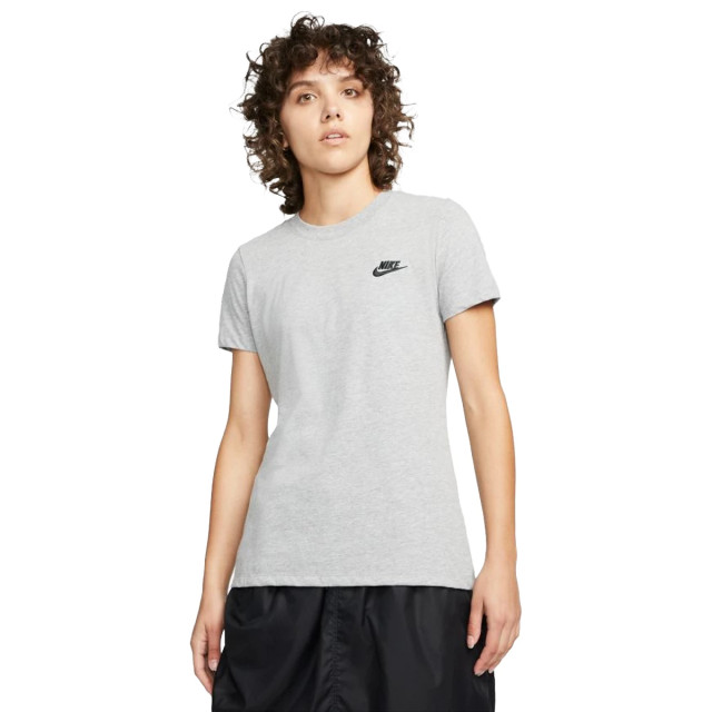 Nike Sportswear club t-shirt 122208 large