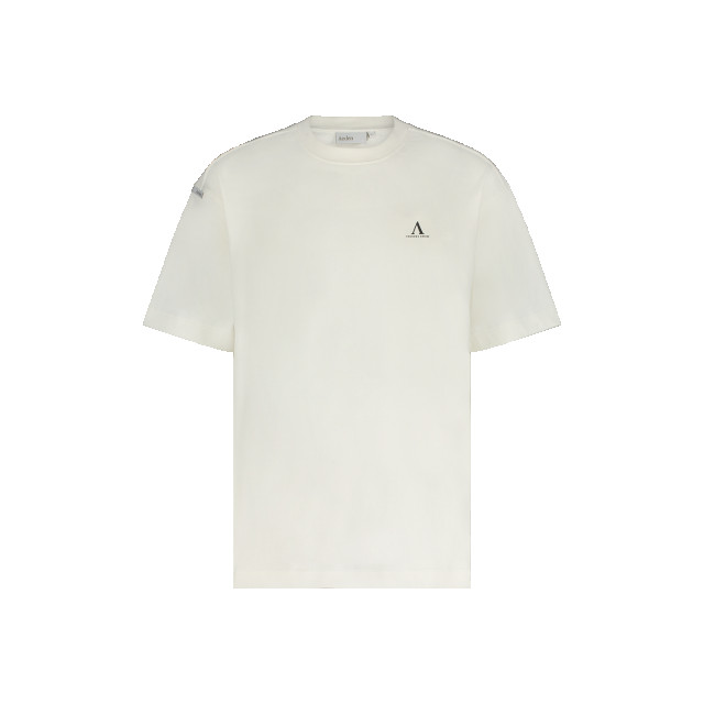 Aeden Jameson tee off 151593131 large Aeden Jameson tee off 151593131 large