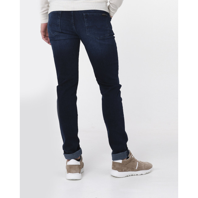 7 For All Mankind Slimmy tapered jeans 076336-001-31 large 7 For All Mankind Slimmy tapered jeans 076336-001-31 large