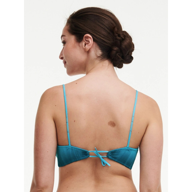 Chantelle Swim one size wirefree t-shirt bra C12VQ9 large