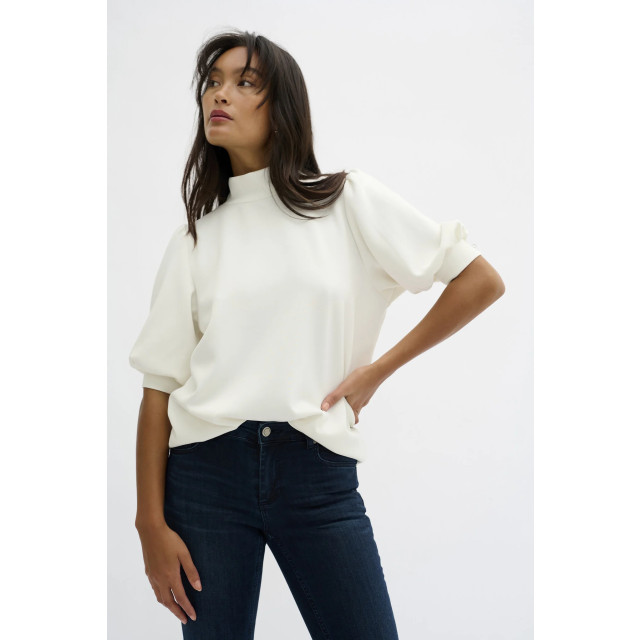 My Essential Wardrobe 10703704 21 the puff blouse 10703704 21 The puff blouse large