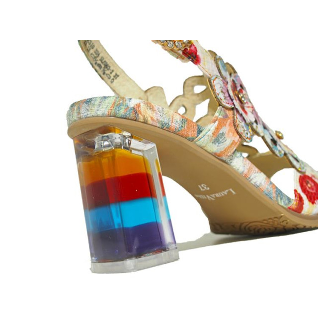 Laura Vita Hacsio 324 Hacsio 324 large