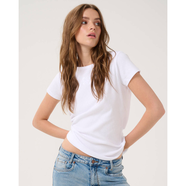 My Essential Wardrobe T-shirt 10704859 mandymw My Essential Wardrobe T-shirt 10704859 MandyMW large