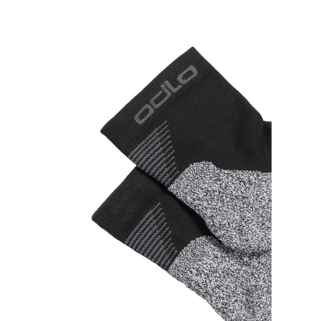 Odlo Korte sportsokken ceramicool 763750 large Odlo Korte sportsokken ceramicool 763750 large