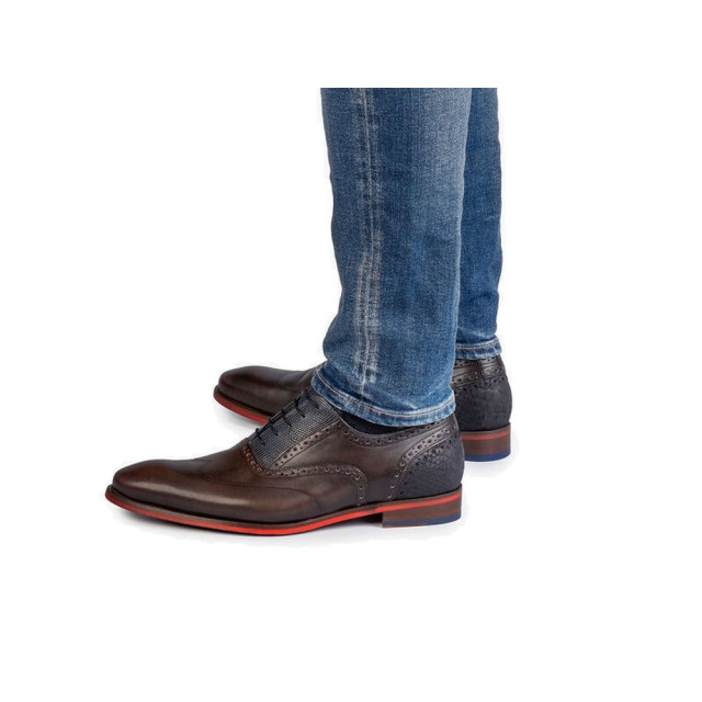 Floris van Bommel SFM-30229-21-01-19062-De Stapper 03.02 Veterschoenen Bruin SFM-30229-21-01-19062-De Stapper 03.02 large