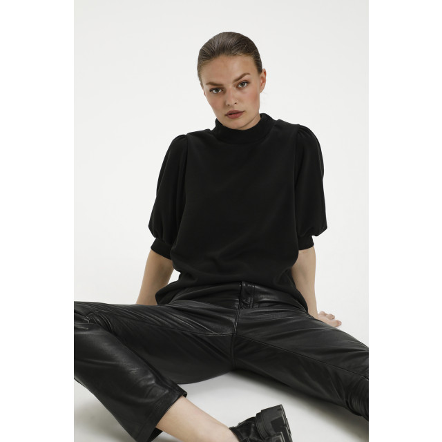 My Essential Wardrobe 10703704 21 the puff blouse 10703704 21 The Puff Blouse large