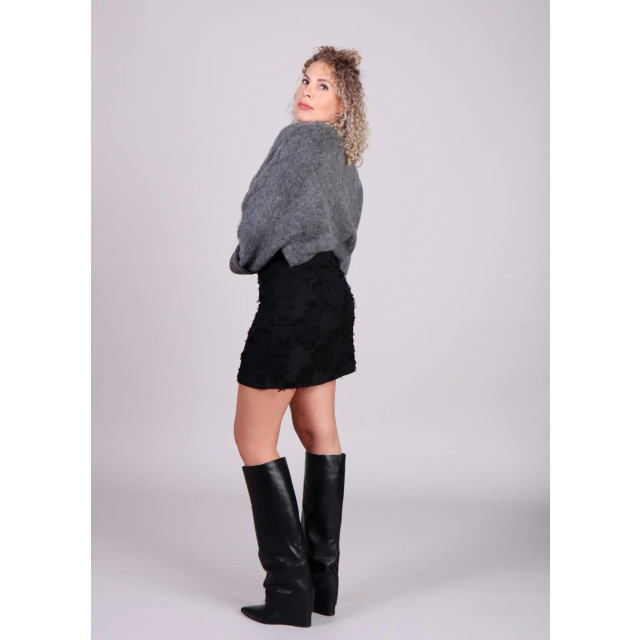 MbyM Donker pluizige trui gillis 8955898233160 large