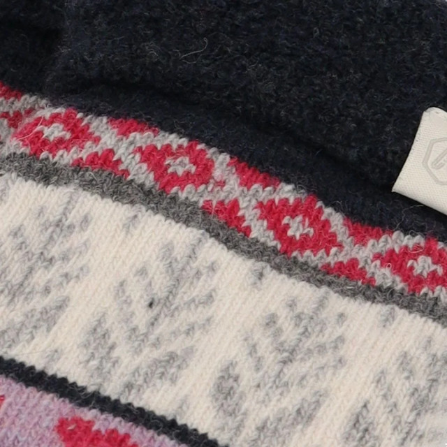 Apollo Dames wollen huissokken met ijssterren 000124349001B large Apollo Dames wollen huissokken met ijssterren 000124349001B large