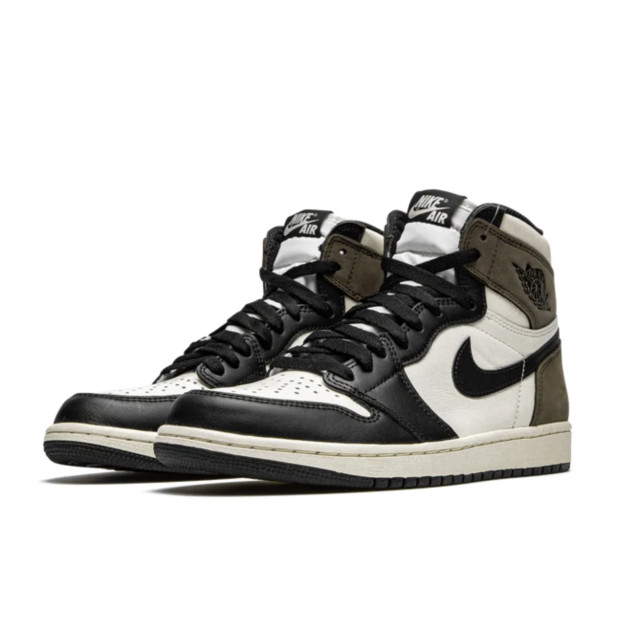 Nike Air jordan 1 high dark mocha 555088-105 large