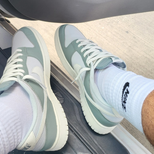 Nike Dunk low retro prm mica green DV7212-300 large