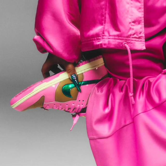 Nike Dunk low x parris goebel playful pink FN2721-600 large