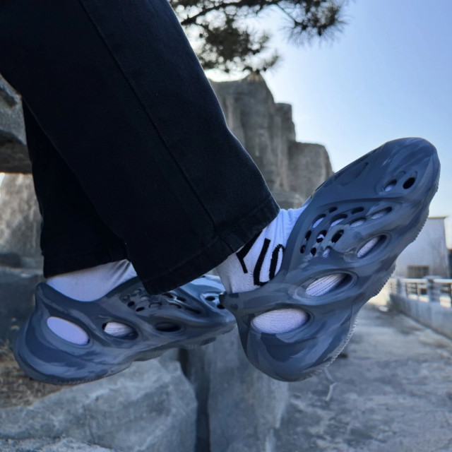 Adidas Foam rnnr mx granite IE4931 large