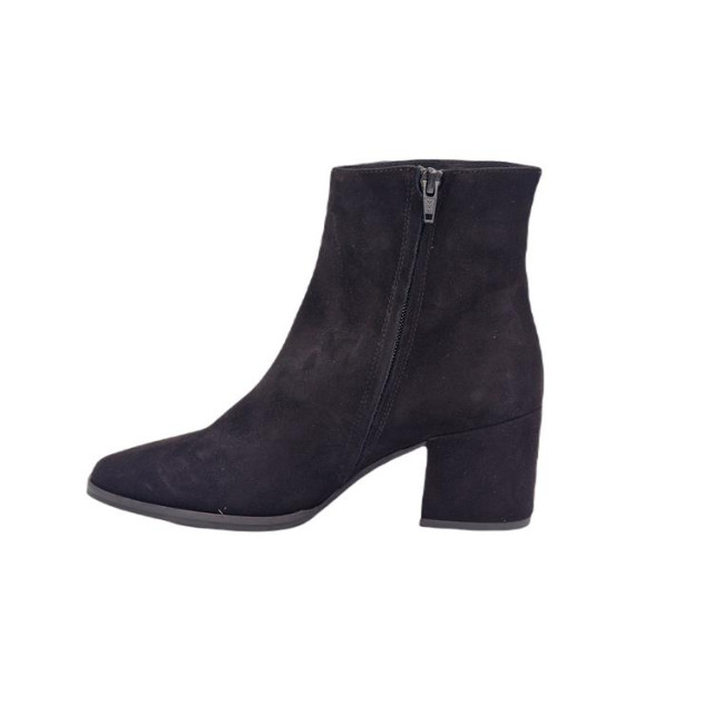 Debutto Donna Rosa 01 ROSA 01 large