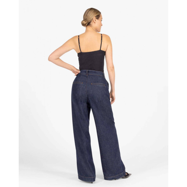 Ibana Top zonder mouw 300000028 eden Ibana Top zonder mouw 300000028 Eden large