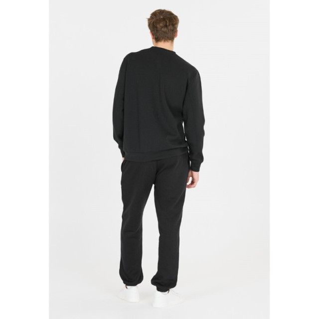 Virtus Taro m crew neck ev243857-1001 Virtus taro m crew neck ev243857-1001 large