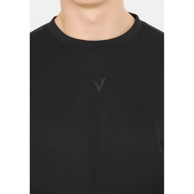 Virtus Taro m crew neck ev243857-1001 Virtus taro m crew neck ev243857-1001 large