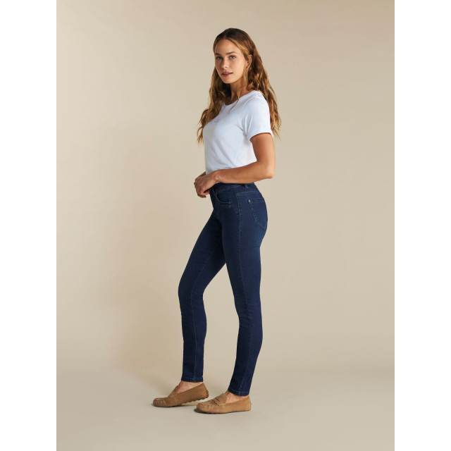 Red Button Jimmy dark used Jimmy Dark Used large