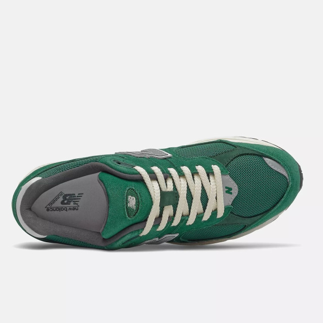 New Balance M2002R Sneakers Groen M2002R large