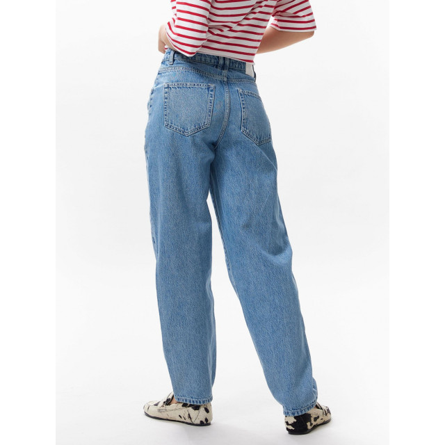 Catwalk Junkie Barrel fit jeans met topstitch  2502010000 large