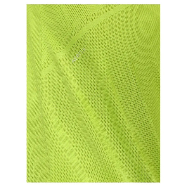 Castore Engineered knit ss t shirt cmd30841-101 CASTORE engineered knit ss t shirt cmd30841-101 large