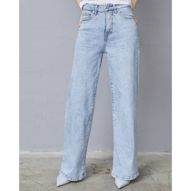 Sisters Point Jeans 18367 owi-w.je15 Sisters Point Jeans 18367 OWI-W.JE15 large