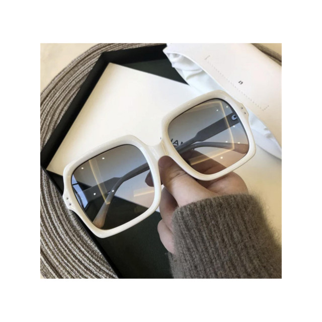 The Dezzy Factory Julie zonnebril | wit 2400099 large