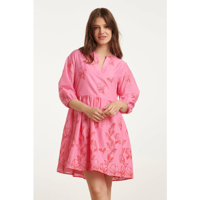 Smashed Lemon 25263 bloemen geborduurde korte jurk met v-hals | 25263-420-450 large Smashed Lemon 25263 bloemen geborduurde korte jurk met v-hals | 25263-420-450 large