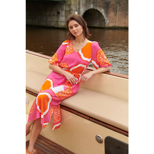 Smashed Lemon 25028 v-neck midi jurk met ballonmouwengrafisch fruitprint | 25028-420-998 large Smashed Lemon 25028 v-neck midi jurk met ballonmouwengrafisch fruitprint | 25028-420-998 large