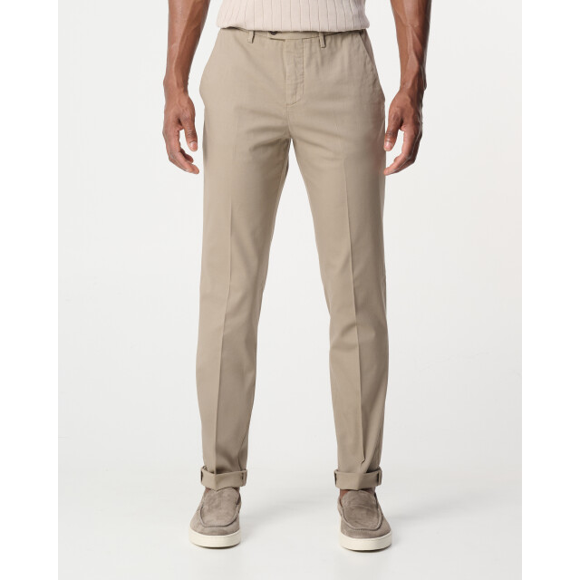 Corneliani Chino 099253-001-56 large