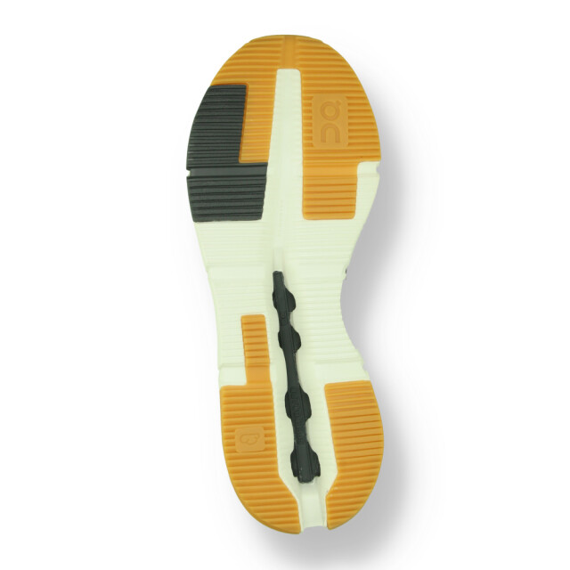 On Running Cloudnova form 2 m 3me30151430m ON Cloudnova Form 2 M 3me30151430m large