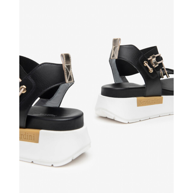 Nero Giardini Sandalen E4 10700D-100 large
