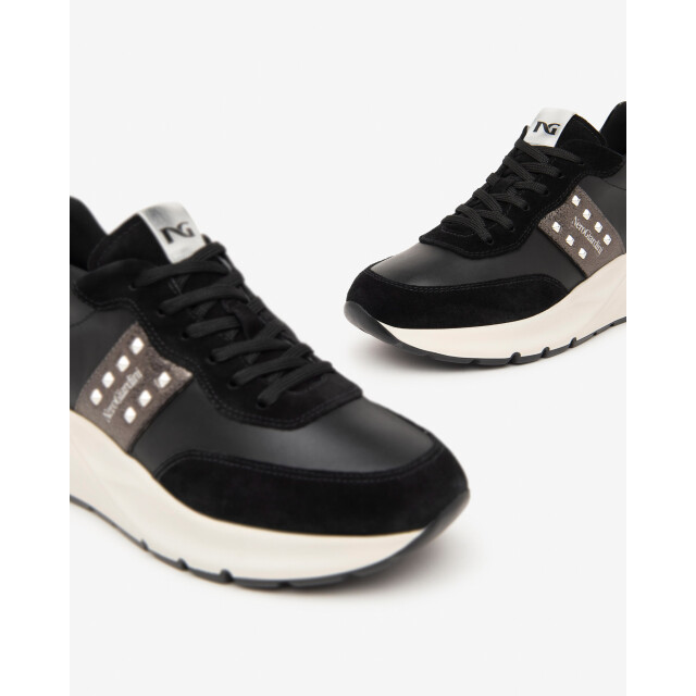 Nero Giardini Sneakers I411520D-100 large Nero Giardini Sneakers I411520D-100 large