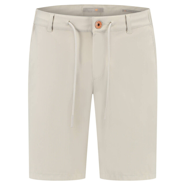 North.84 Short 84441000 North84 Short 84441000 large