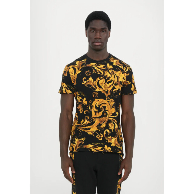 Versace Jeans Versace jeans couture all over barocco tee gold 158219535 large Versace Jeans Versace jeans couture all over barocco tee gold 158219535 large