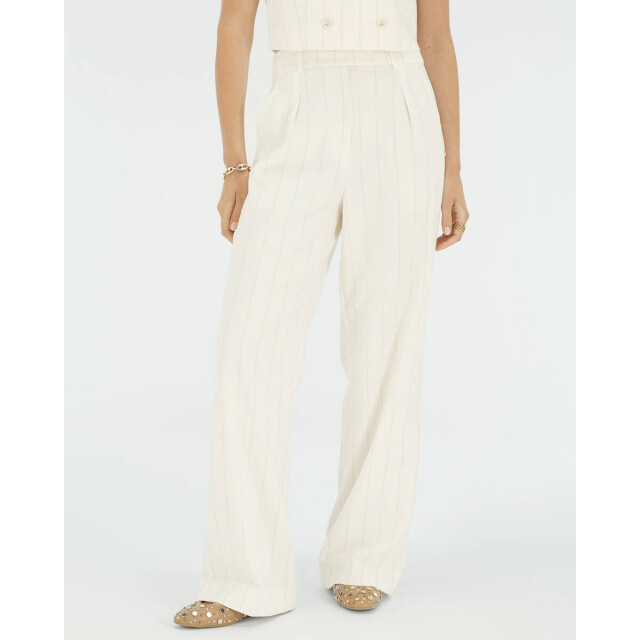 Josh V Broek jv-2506-0606 mies Josh V Broek JV-2506-0606 MIES large