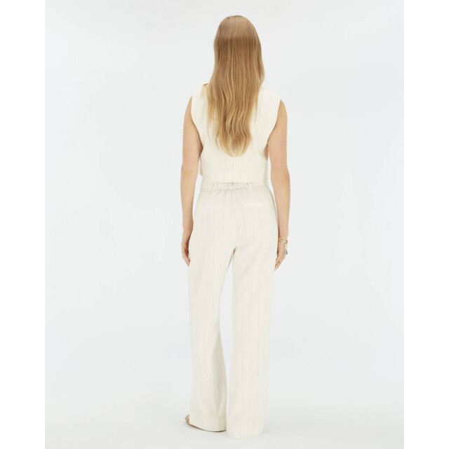 Josh V Broek jv-2506-0606 mies Josh V Broek JV-2506-0606 MIES large